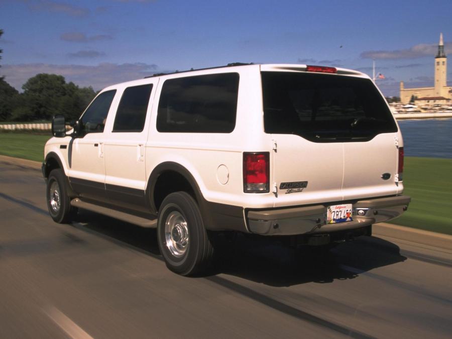  Ford Excursion Limited 2000 года  (фото 2 из 27)